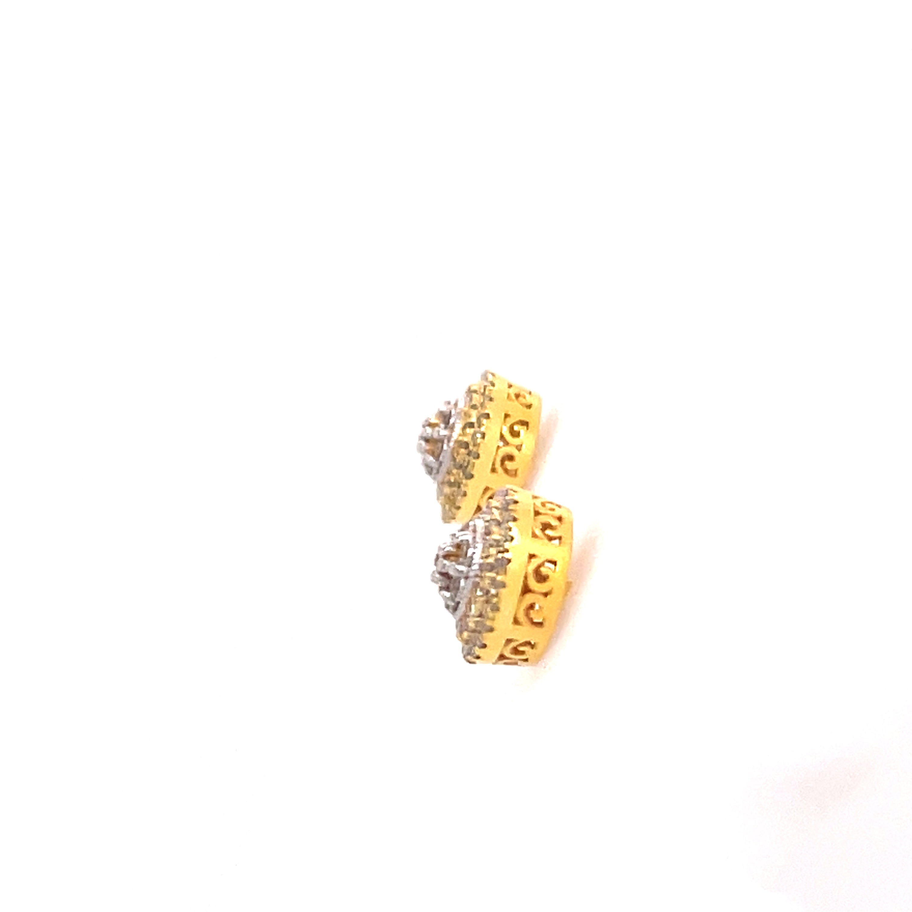 10K Yellow Gold 1/2 Ct.Tw. Diamond Round Shape Stud Earrings