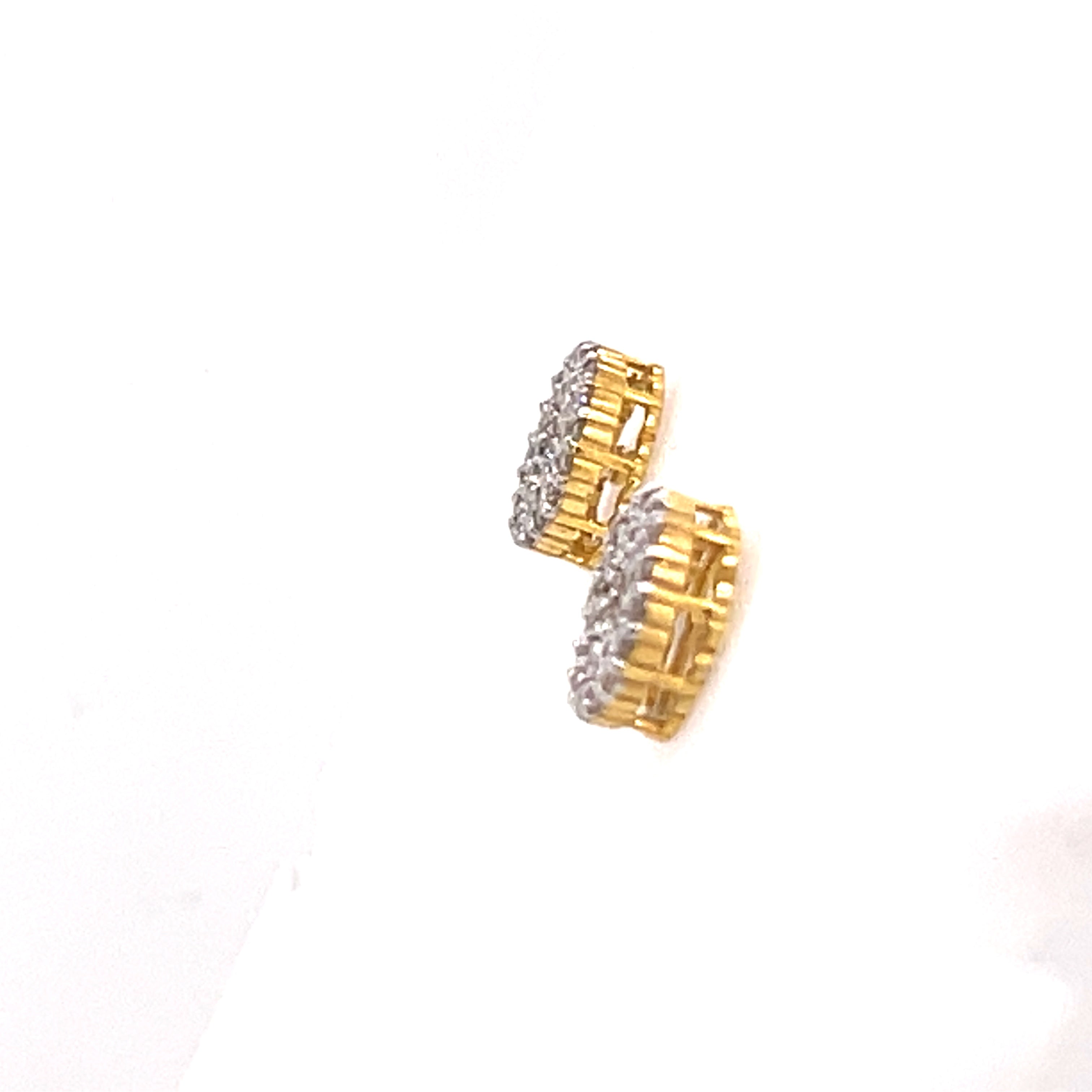 10K Yellow Gold 2/3 Ct.Tw. Diamond Round Shape Stud Earrings