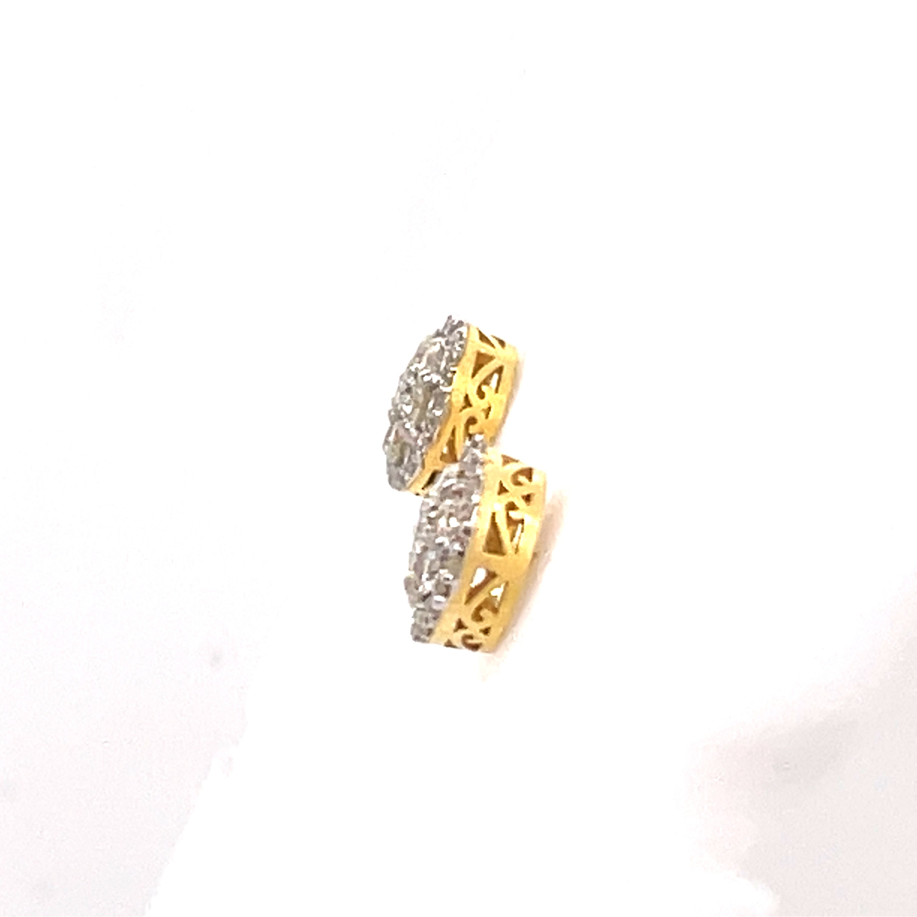 10K Yellow Gold 3/4 Ct.Tw. Diamond Round Shape Stud Earrings
